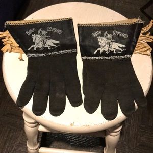 Vintage Red Ryder children’s toy gloves